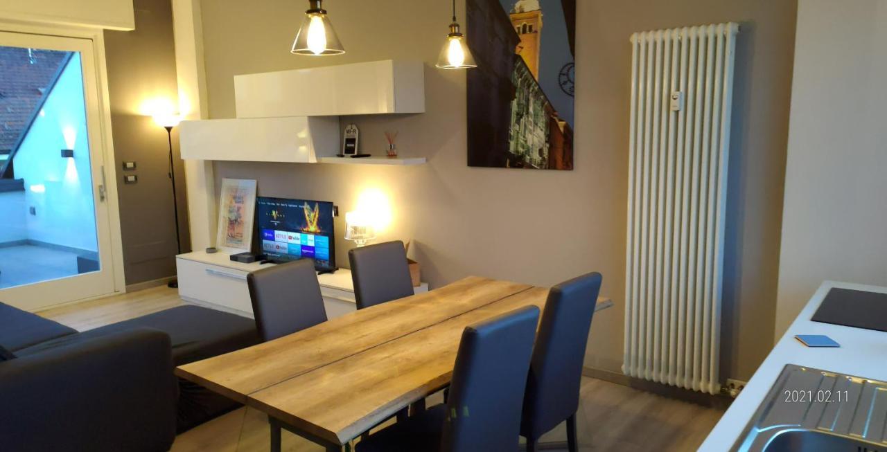 A Cuneo In Terrazza Ngoại thất bức ảnh